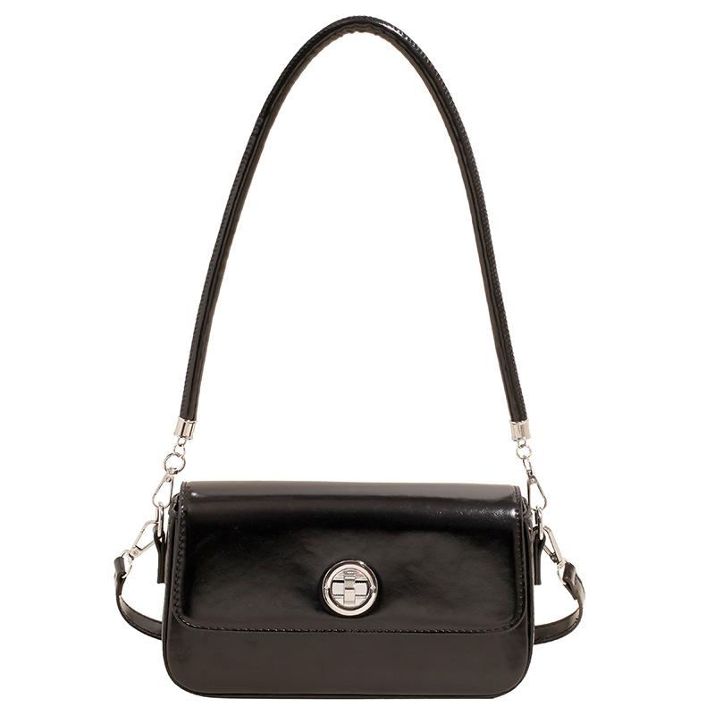 

Spring and summer trend new simple and fashionable women s small square bag casual versatile high sense commuting solid color messenger bag