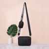 Bolso cuadrado con detalle acolchado y monedero