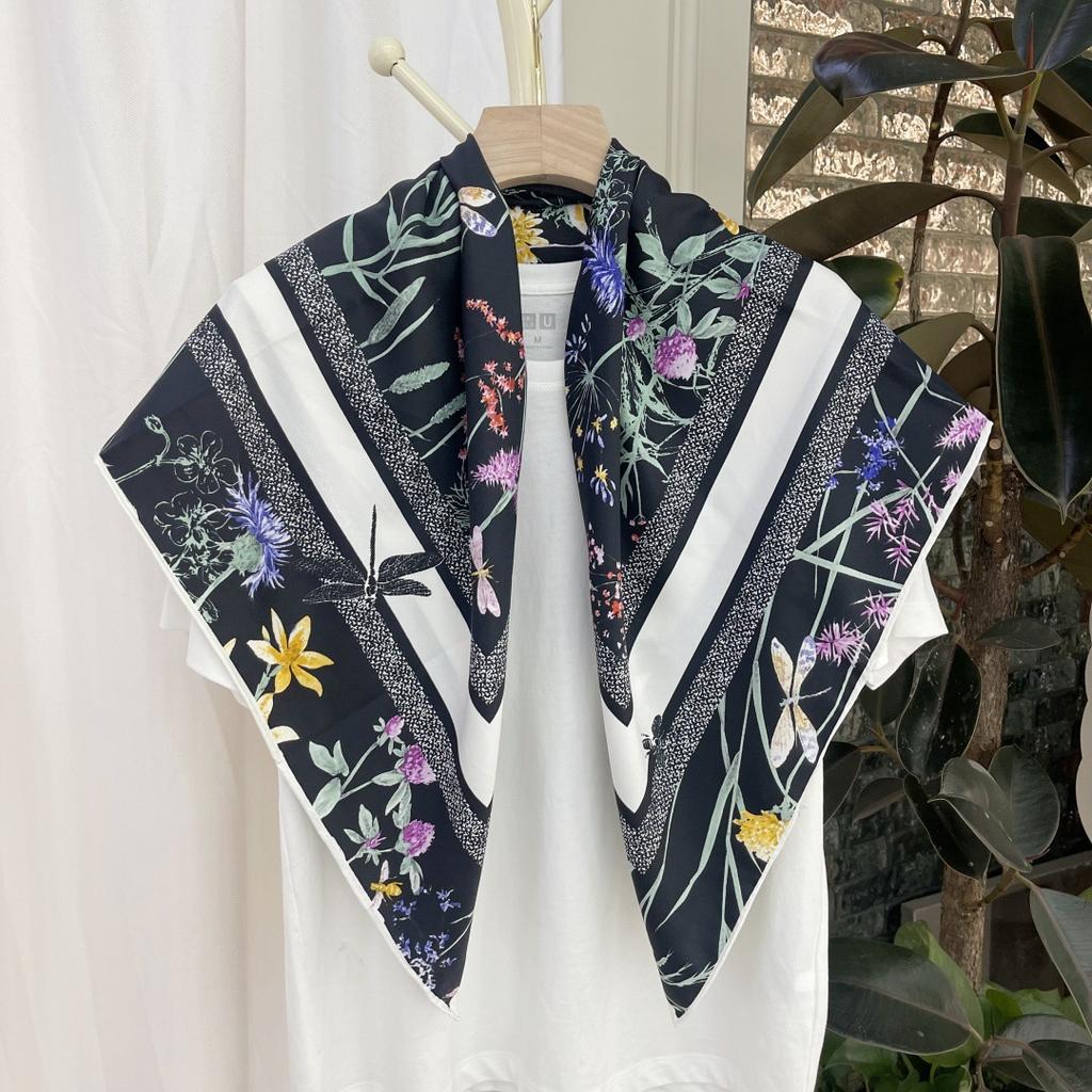 Spring and Summer Korean Flower Sunscreen Printed Large Square Scarf Scarf Scarf for Women Retro High-end Versatile Shawl
