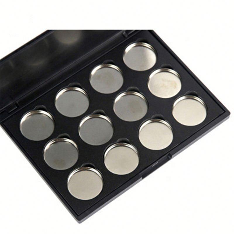 Large Plastic case Box Cosmetics Custom Private Label Empty ABS Makeup Eyeshadow Magnetic Palette