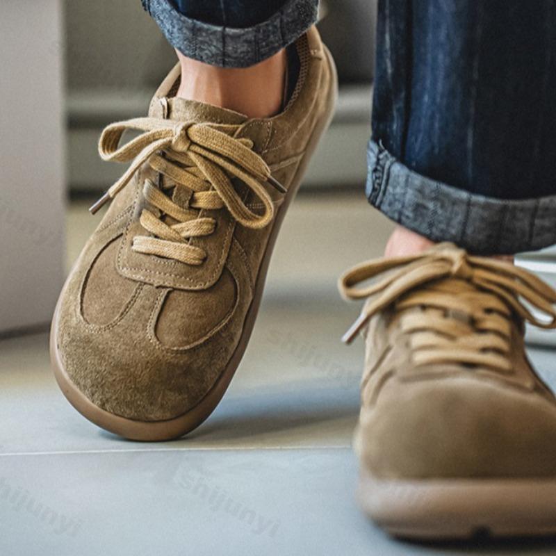 Fashion Spring 2025 New Comfortable Flat Shoes Men's Versatile Casual Sports Shoes Lace Up Round Toed Fashion Trend Non slip Sneakers