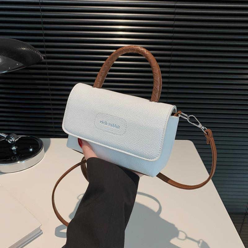 

Stylish Versatile Casual Women s Small Square Crossbody Bag With Chic Pu Material коричневий