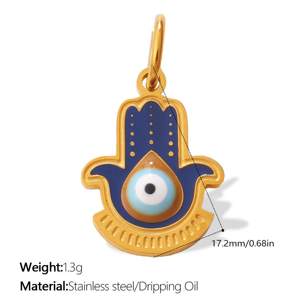 European and American retro exotic jewelry pendant golden Fatima hand evil eye element decorative pendant