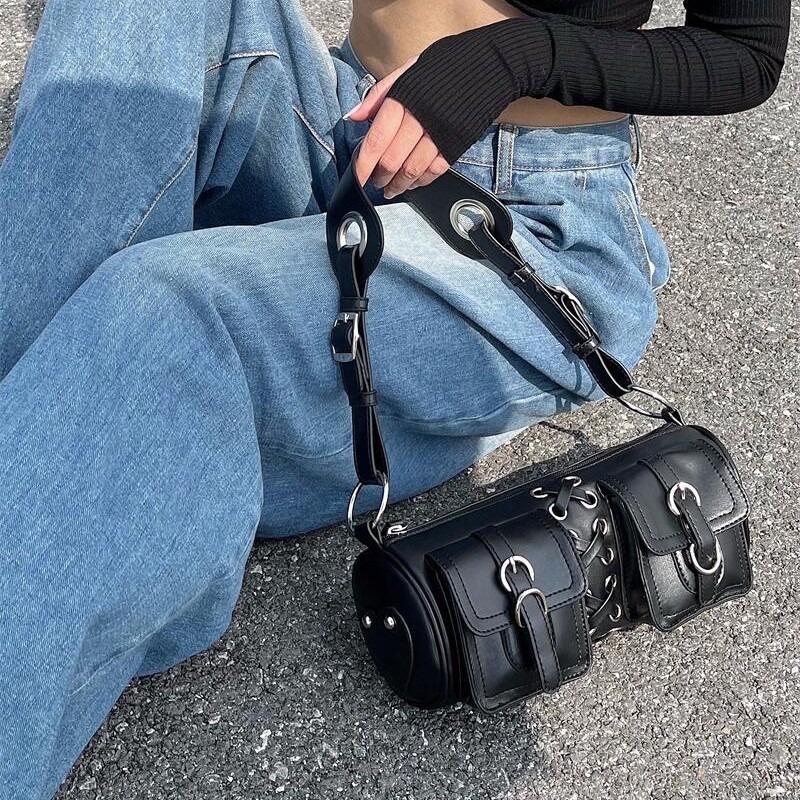 New Retro Style Hot Girl Underarm Bag Commuter High-Quality Texture Crossbody Baguette Bag Strap Single Shoulder Cylinder Bag Fashion