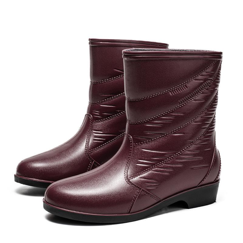 2025 women's new water shoes winter velvet thermal shoe cover rain boots fashion outdoor mid tube rain shoes women