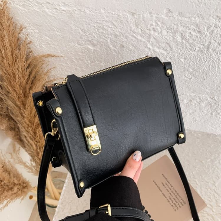 

Soft leather lock square box messenger bag women s shoulder bag чёрный