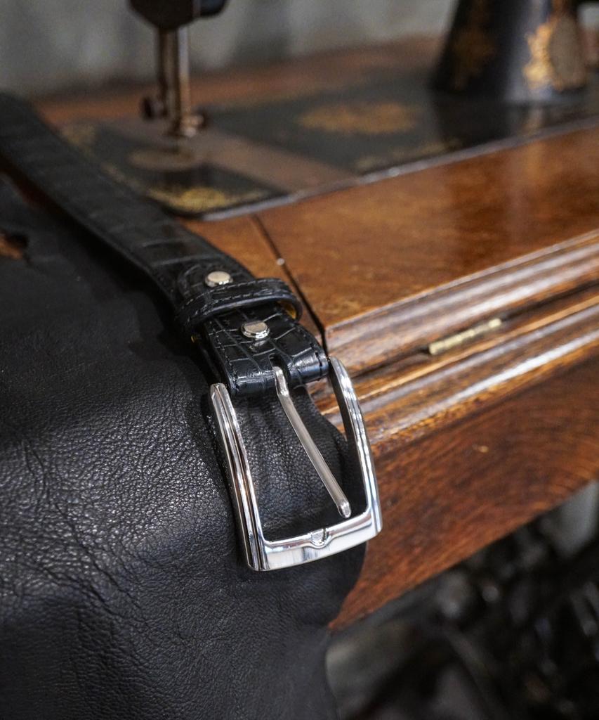 Heimdal Glossy Handmade Crocodile Leather Belt Black