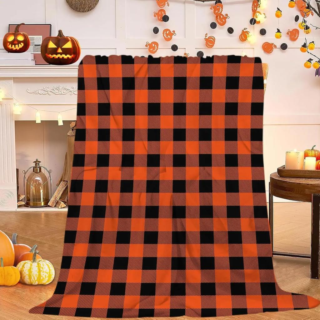Cozy Green Gingerbread Throw Blanket  Plush Fleece Holiday Blanket for Warm Winter Comfort
