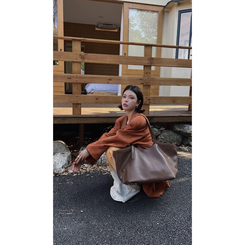 2026 New Tote Bag Large Capacity Commuter Bag Fashion Armpit Shoulder Bun Mother Bag Shopping Bag Leather Women's Bag