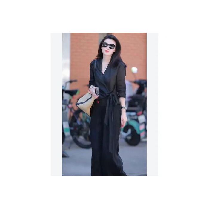 

Women s 2025 Summer Fashion: Literary V-Neck Shirt & High-Waisted Wide-Leg Pants Set XL