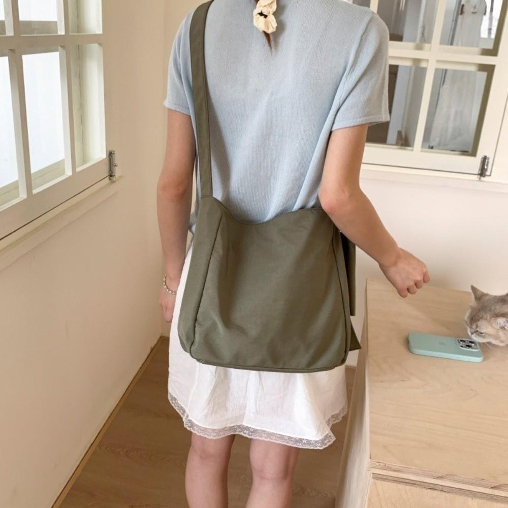 Einfarbige Canvas-Umhängetasche Stilvolle Damenhandtaschen Ins Style Quadratische Tragetasche Mädchen