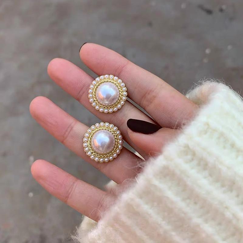 Retro pearl earrings stud earrings femininity stud earrings