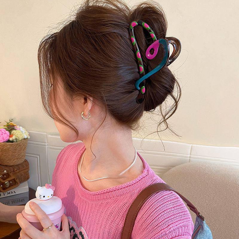Elegant Large Hair Claw Clip for Thick Hair - High-End Korean Updo Shark Clip