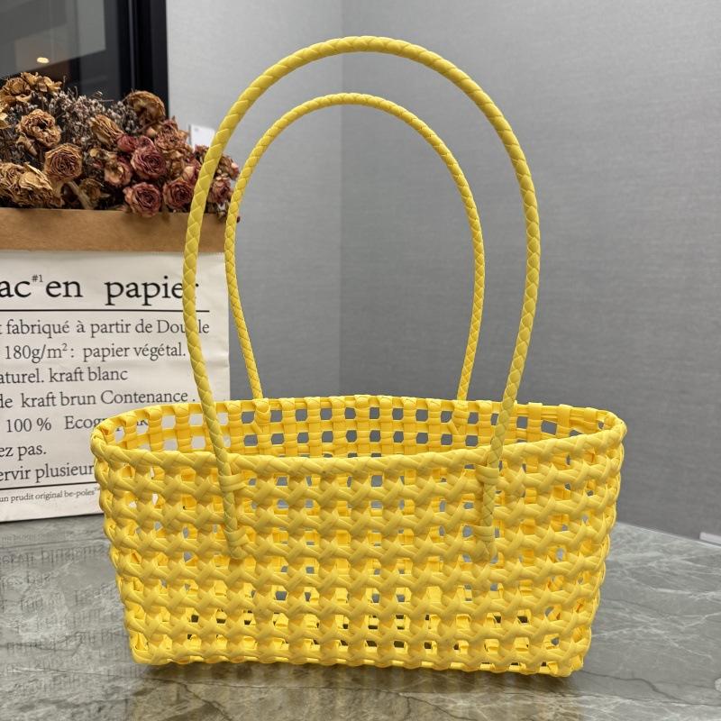 Korean Style Ins Hollow Out Woven Basket Bag Candy Color Beach Bag Handmade Straw Rattan Shoulder Handbag for Women Travel