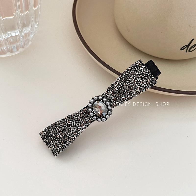 Elegant French Rhinestone Bow Hair Clip - Luxury Duckbill Design for Fashionable Temperament