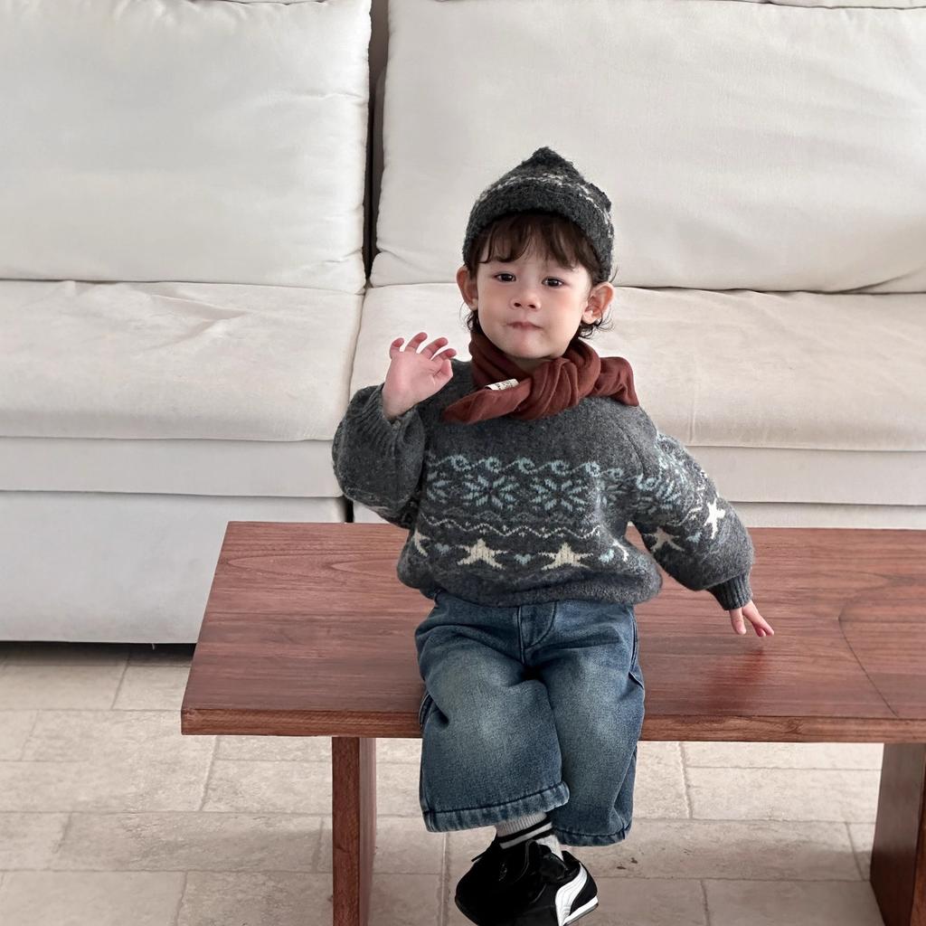 Children's clothing Winter baby knitted sweater Winter boys fleece denim suit