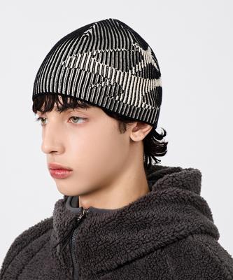 Dimiteulibeullaeg Vlad Symbol Logo Two-Tone Knit Beanie_Black
