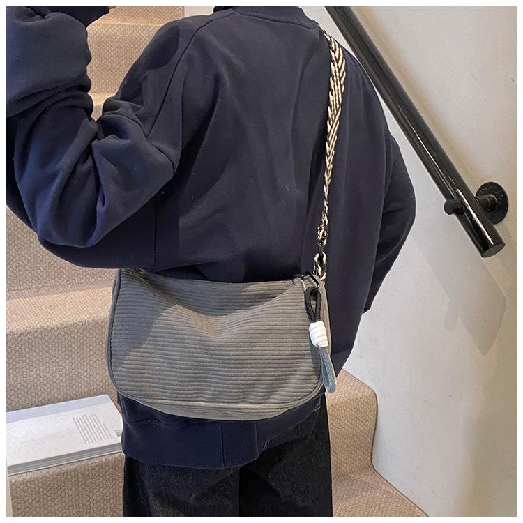 New Women's Bag, Corduroy Pillow Bag Beauty.