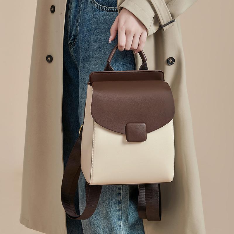 High-end and Stylish Backpack, Small Bag, Casual Large-capacity Commuting College Student Travel Bag