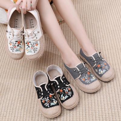 Frühling und Herbst neue Fischer Schuhe alte Peking Stoffschuhe Damen Ethno-Stil bestickte Schuhe ein Pedal Lazy Casual Big Head Schuhe