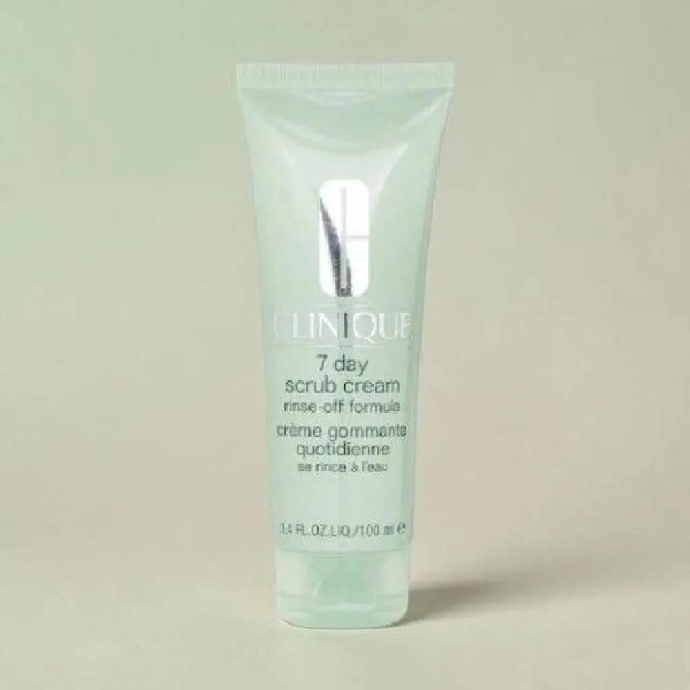 Clinique 7-Day Scrub Cream Rinse-Off Formula 100ml