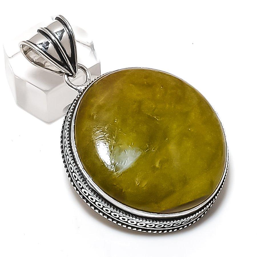 

Натуральный швейцарский зеленый опал драгоценный камень 925 стерлинговое серебро ювелирный кулон 2,17 o9w22