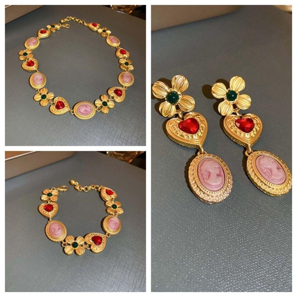 Zinc Zinc Alloy Heart Cameo Bracelet Court Style Retro Emboss Earrings Vintage Necklace  Wedding