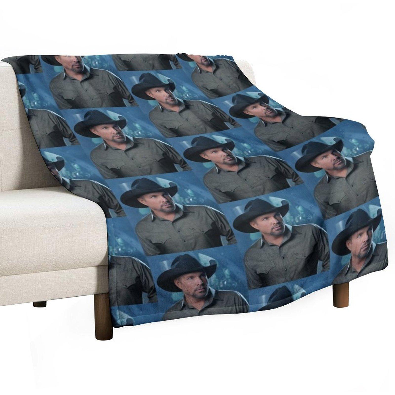 Garth Brooks stadium tour mur3 2019 kel Throw Blanket Plaid Bed covers Decorative Beds Extra Large Throw Blankets 30x40in