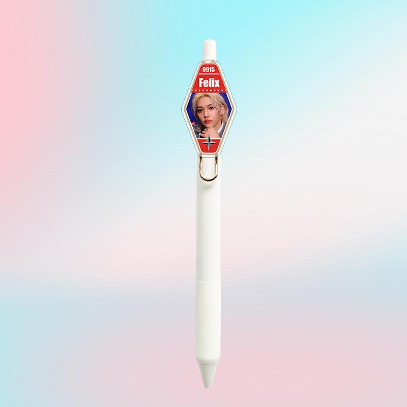 

Stray Kids Бан Чан и Ли Минхо Шариковая ручка-кисть (210)