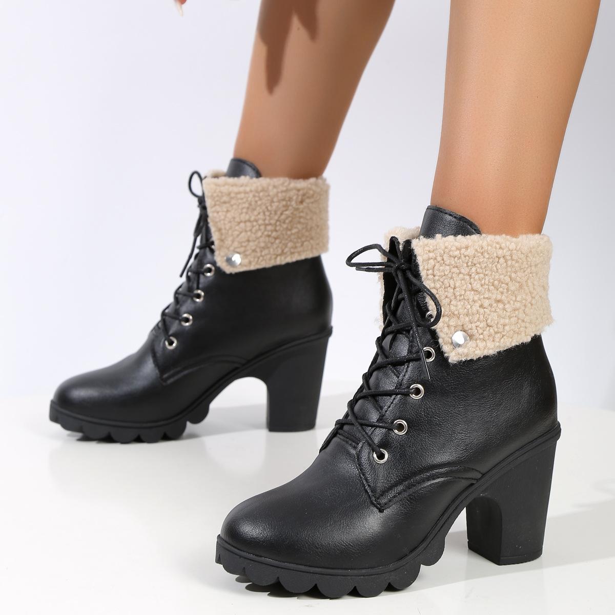 

Women s short boots autumn and winter new large size round head strap thick heel women s leather boots 35 чёрный