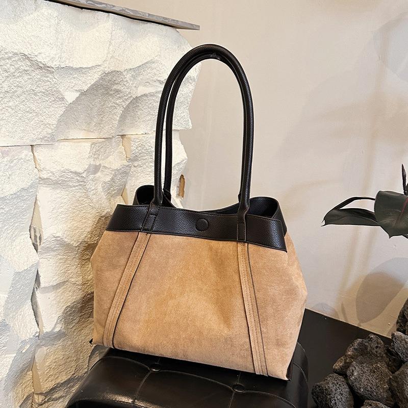 New tote bag large capacity armpit bag shoulder bag suede wing bag premium commuter bag