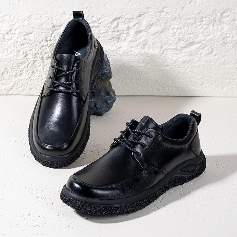 

Spring new casual leather shoes men s genuine leather soft-soled soft-soled thick-soled first-layer cowhide men s shoes 38 чорний