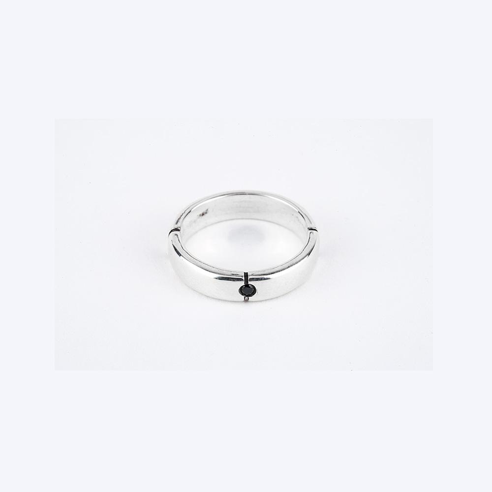 Froid Inonyx Ring [925 Sterling Silver]