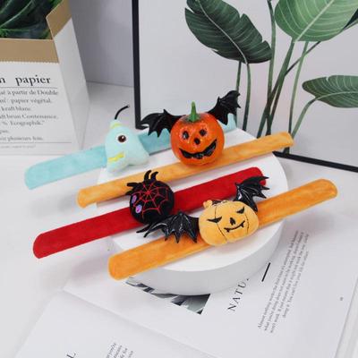 Kreatives Weihnachts- & Halloween-Schnapparmband mit Cartoon-Rentier-, Kürbis-, Vampir- und Monster-Designs