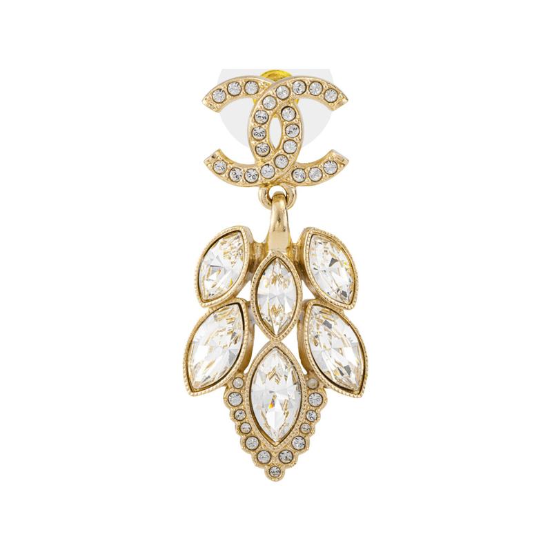 CHANEL [23 Spring and Summer New Products] 23S Rhinestone Double C Crystal Large Leaf Pendant Earrings Women's Gold