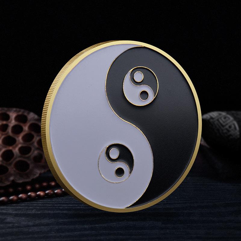 

Challenge Coins Пам’ятні монети King Лас-Вегас Покерні фішки Lucky Card Holder Collection Coins