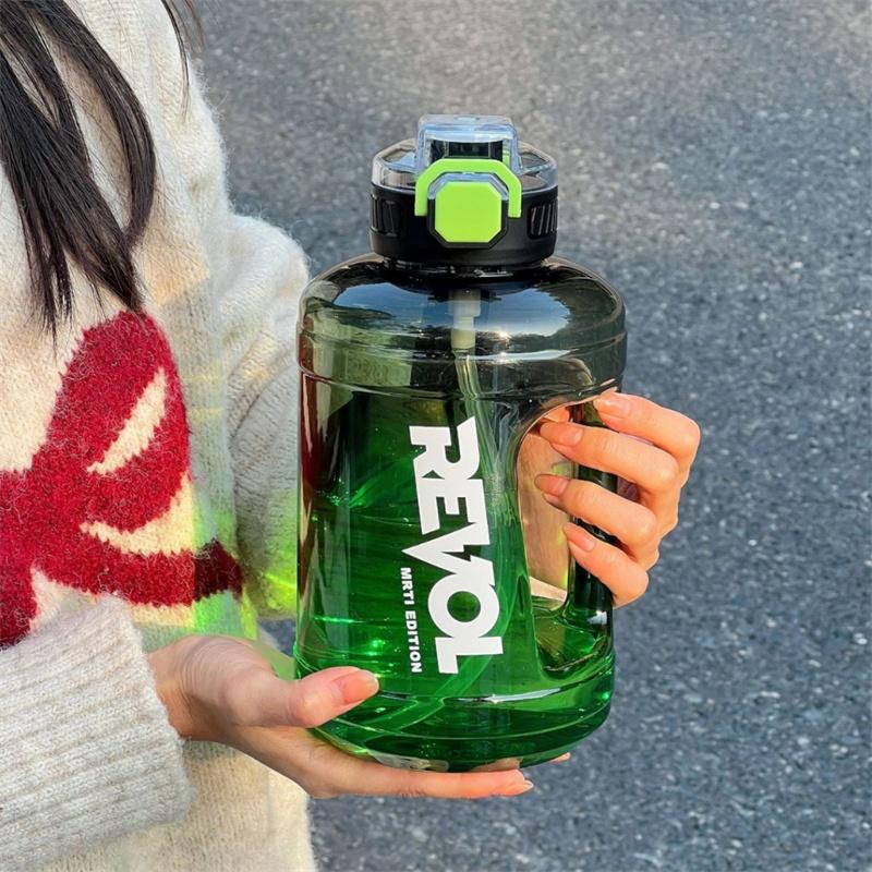 

Бутылка для воды большой емкости 1600 мл для летних видов спорта и фитнеса зелёный