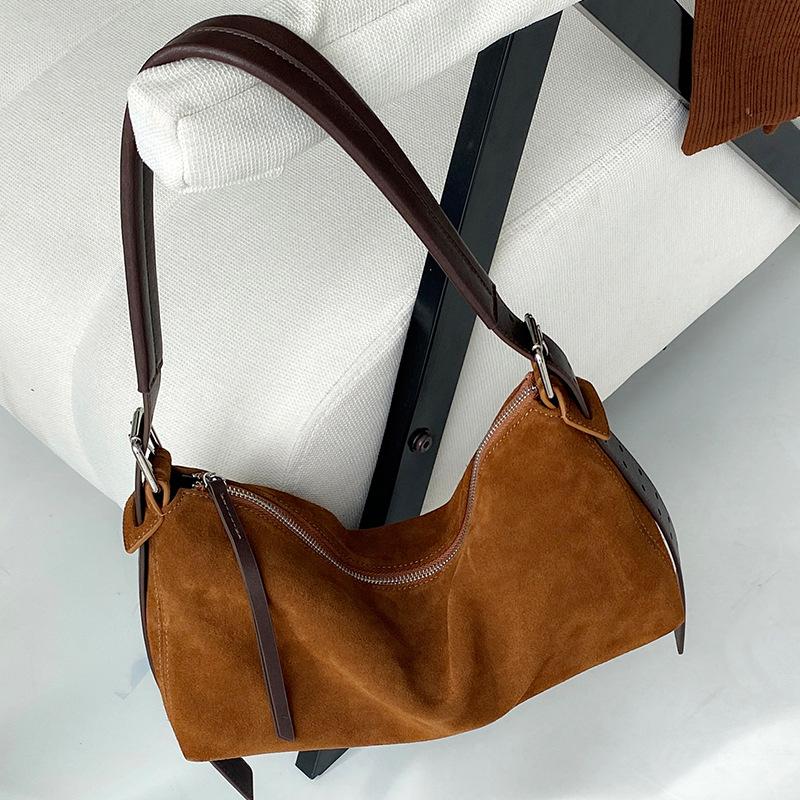 2025 New Niche Light Luxury Minimalist Matte Leather Underarm Bag High-End Commuter Bag Single Shoulder Crossbody Bag for Women Matte brown