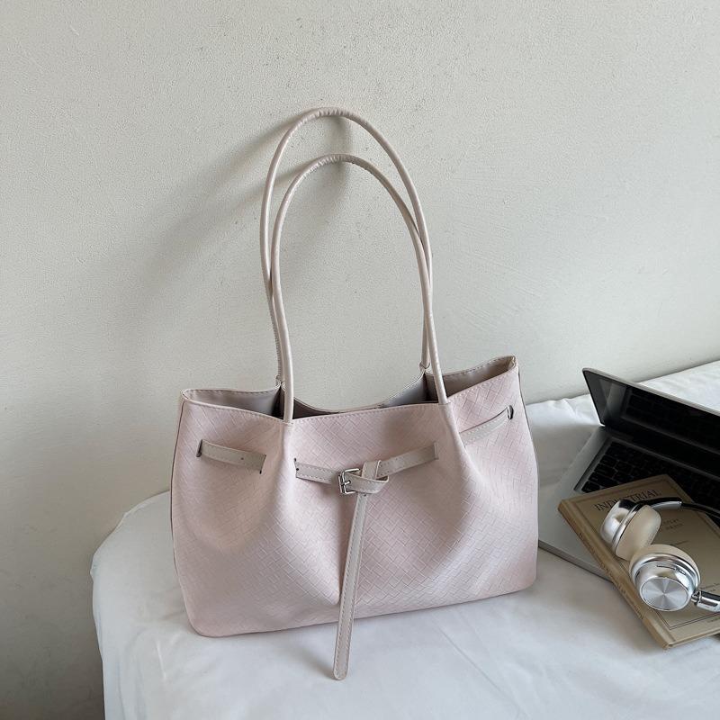 

Простая и повседневная наплечная сумка-тоут, новая ручная переноска для осени и зимы, модная и вместительная портативная сумка-ведро для поездок на работу. розовый