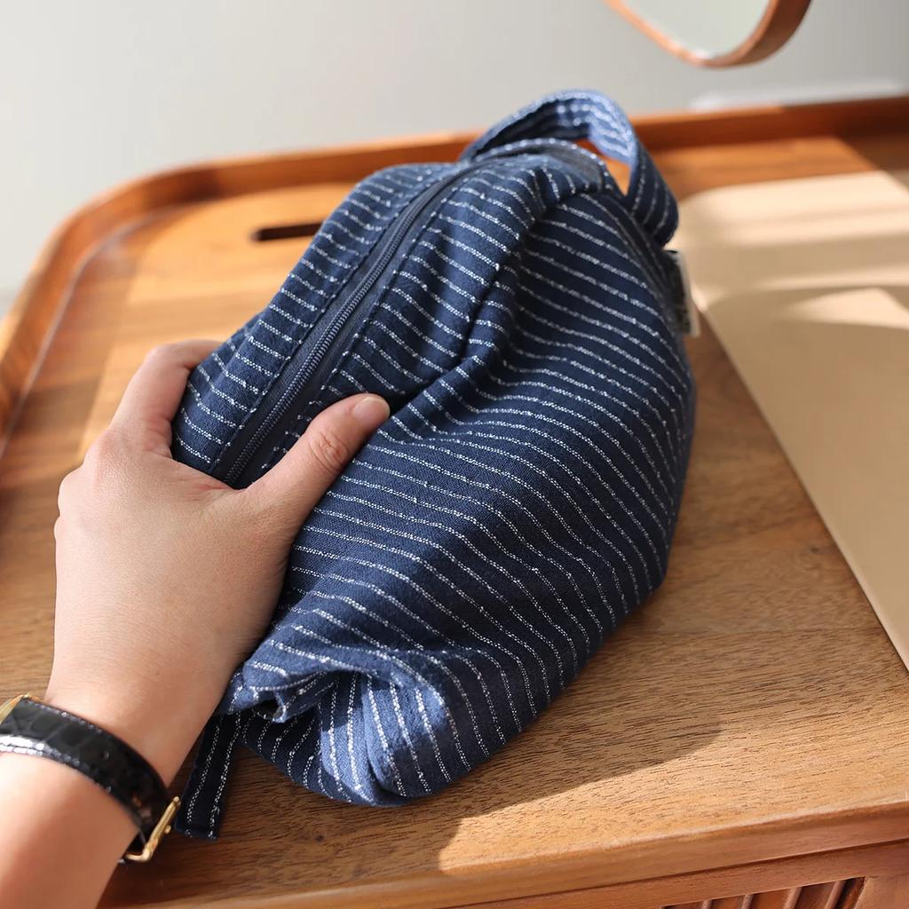 Classic Striped Large Capacity Portable Cosmetic Bag Cotton Linen Fabric Dark Zipper Skin Care Travel Portable Storage Bag