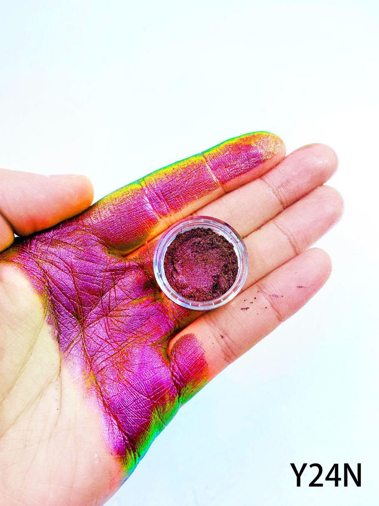 Chameleon Highlighter & Nail Art Magic Mirror Powder