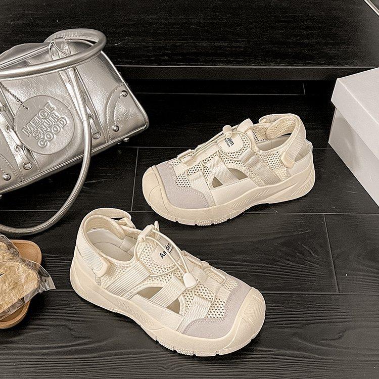 Sports sandals women's 2025 new summer outer wear hollow breathable outdoor hiking shoes thick-soled non-slip creek shoes