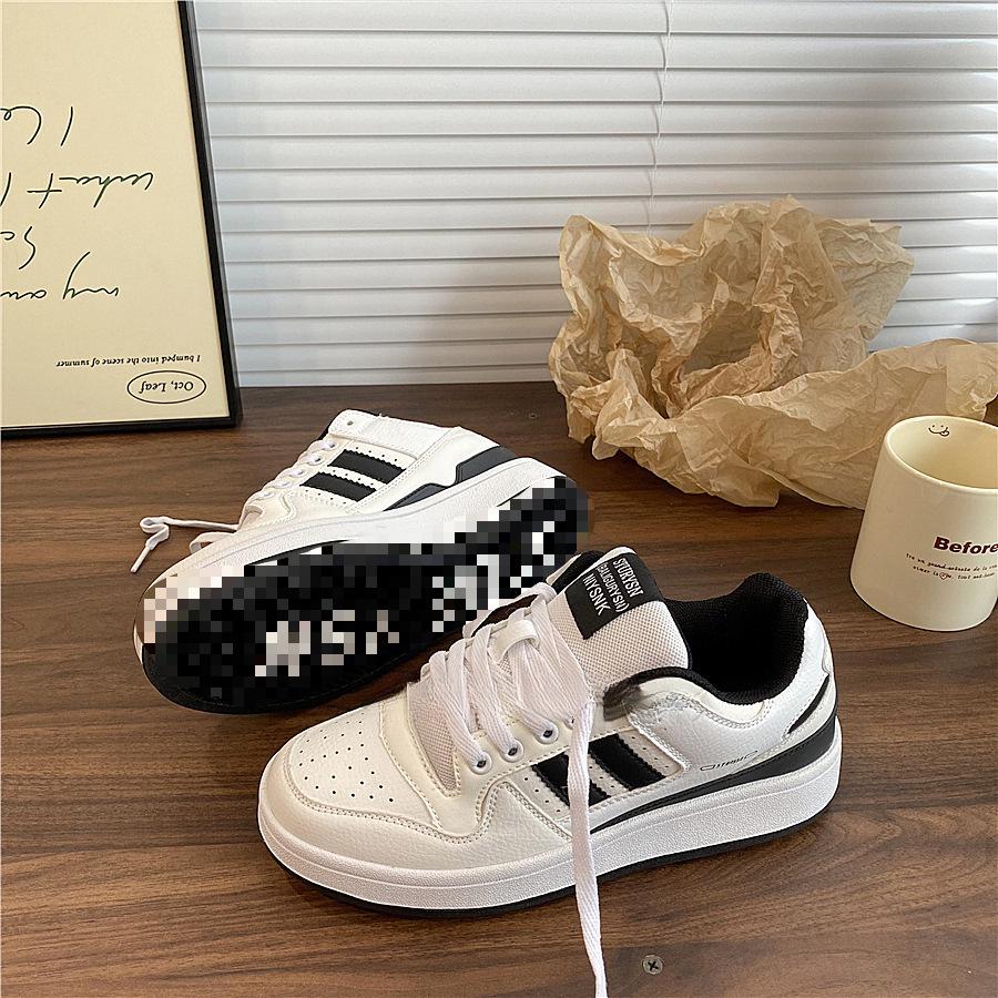 Autumn 2025 Hong Kong Style Lace-Up Sneakers: Trendy Men's and Women's Casual White Shoes