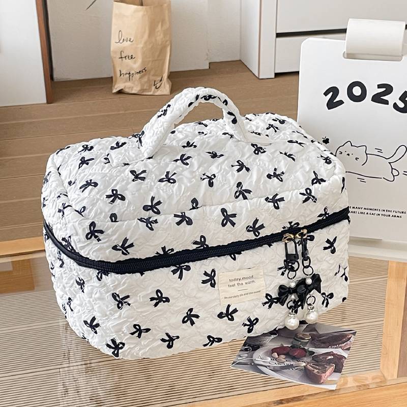Minimalist Fabric Makeup Bag With Wrinkle Bows For Travel And Daily Use