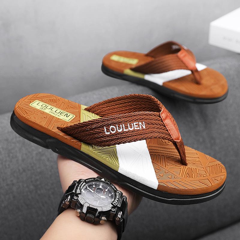 Men s Trendy 2026 Summer Flip-Flops: Soft Sole, Non-Slip Outdoor Beach Sandals 39