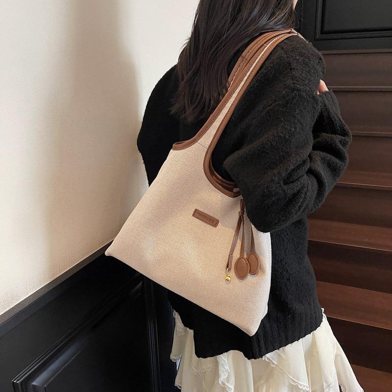 Casual Large Bag Women's New Fashion Simple Versatile Shoulder Bag Large Capacity Commuter Tote Bag