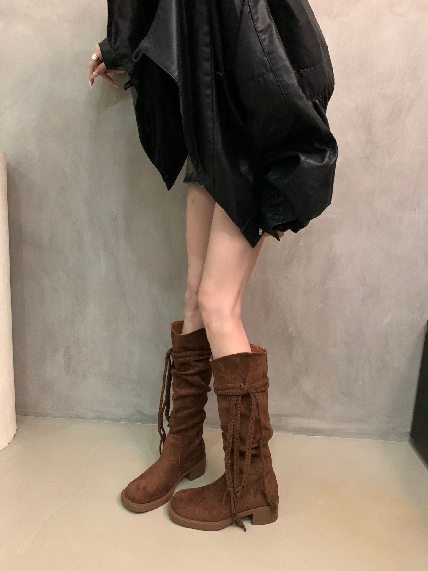

Retro wasteland fringed knight boots but knee boots slim pile boots early autumn thick heel women s boots western boots 35