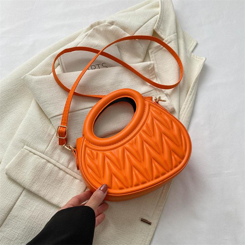 

Niche design handbag 2024 early spring new bag women s fashion simple messenger bag casual trend shoulder bag