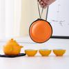 Orangenes Reise-Teegeschirr, Keramik-Expressbecher, Outdoor-Kung-Fu-Teekanne, ein Topf für vier Tassen, Geschäftsmitbringsel