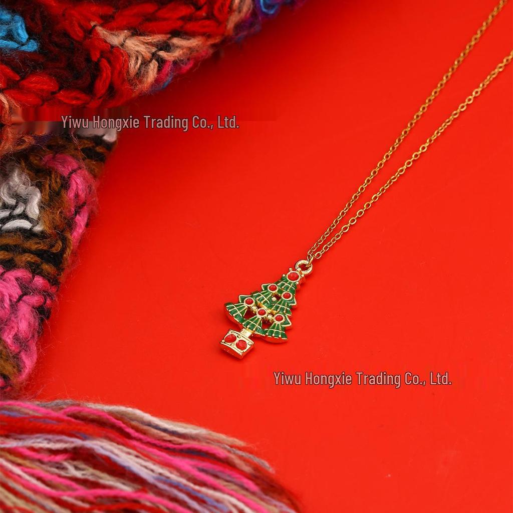 Multi-style Christmas Alloy Pendant Necklace: Santa Claus & Tree Designs, Cute, Versatile & Exquisite for Women